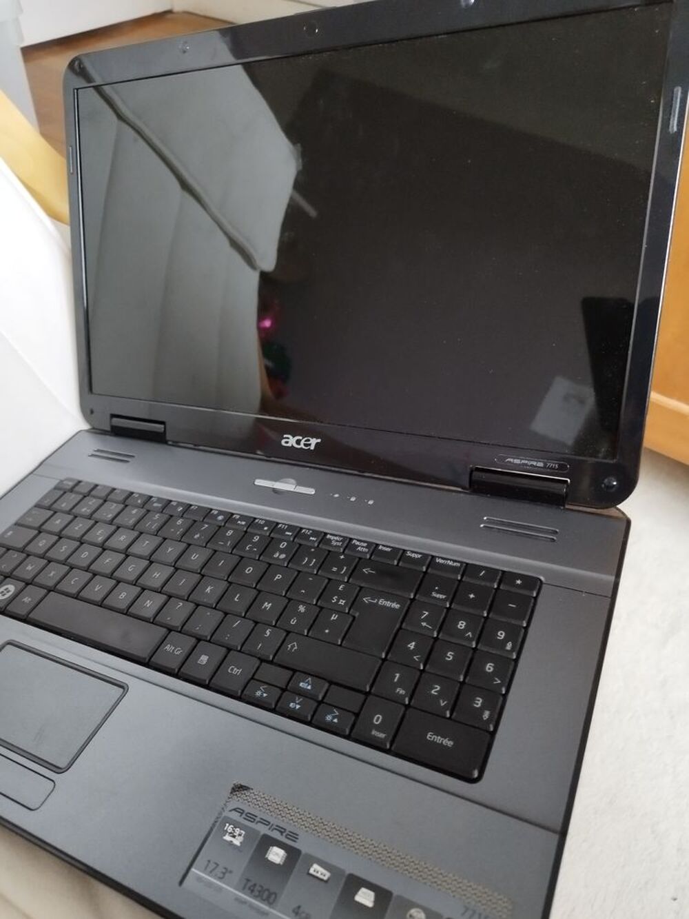 Ordinateur portable &eacute;cran 16:9 Matériel informatique