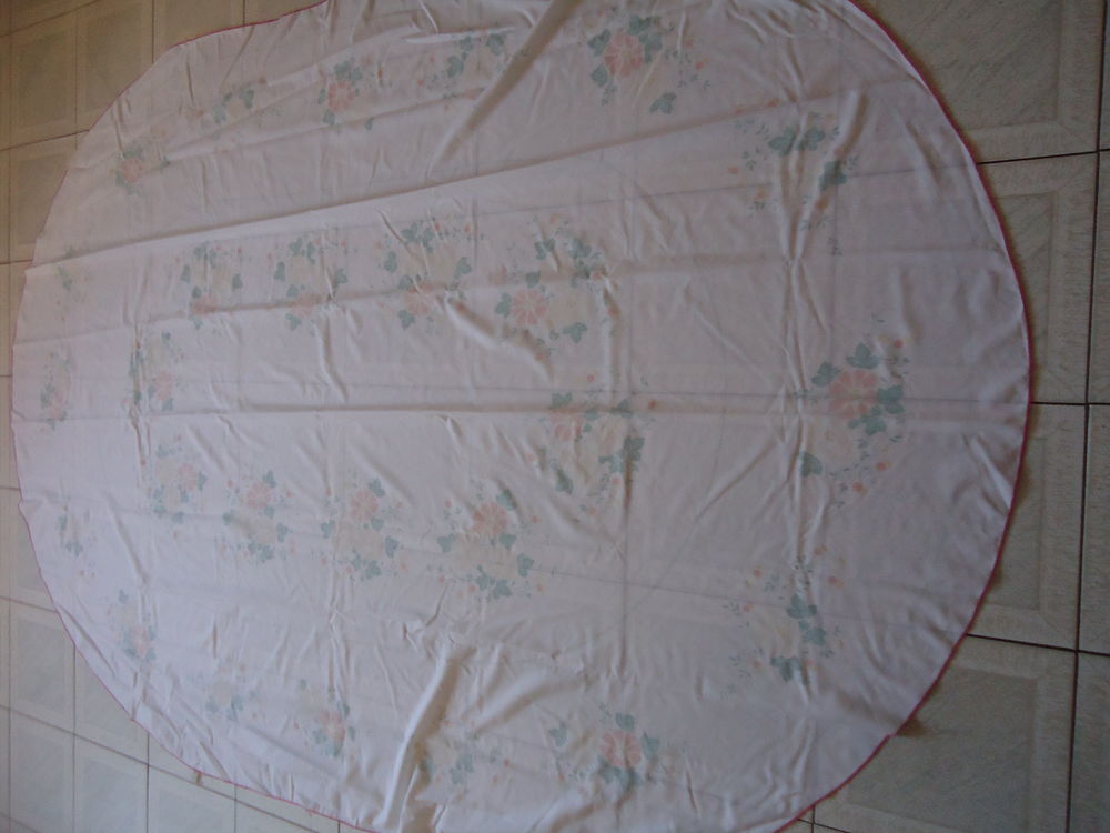 NAPPE OVALE Décoration