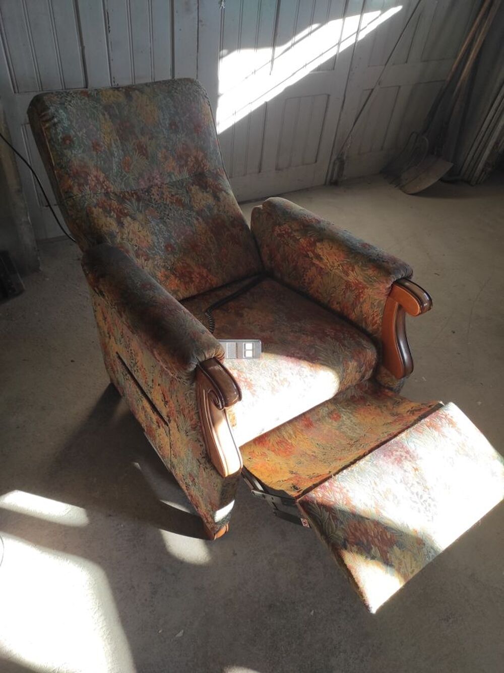 Fauteuil relax &eacute;lectrique Meubles