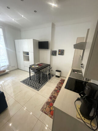  Appartement à louer 2 pièces 31 m²