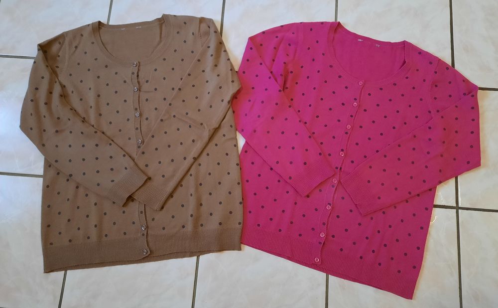 Gilet cardigan rose fuchsia ou marron imprim&eacute; pois T 38 - 40 Vêtements