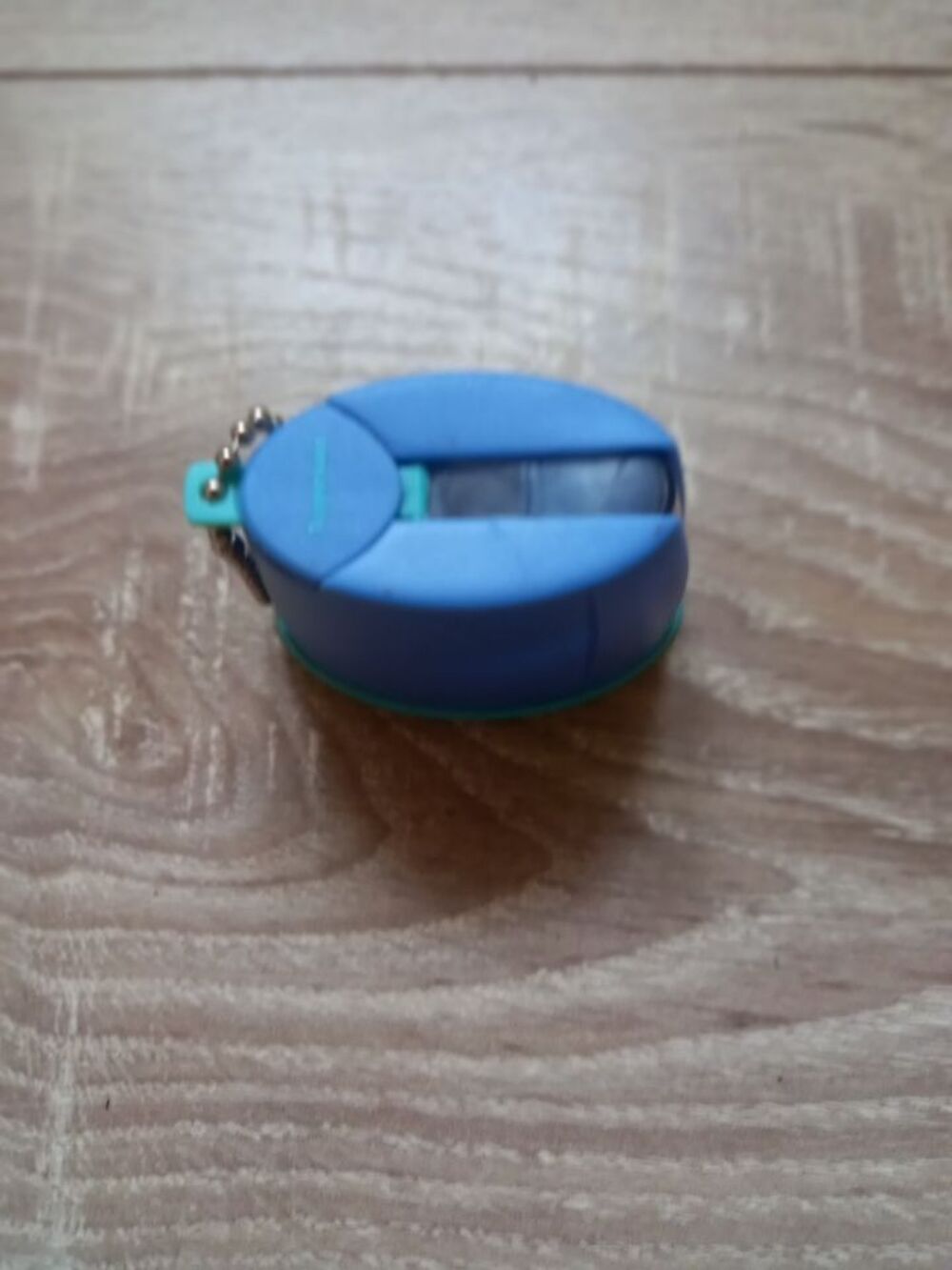 Porte cl&eacute; Tupperware cuisine balance Keychain miniature 