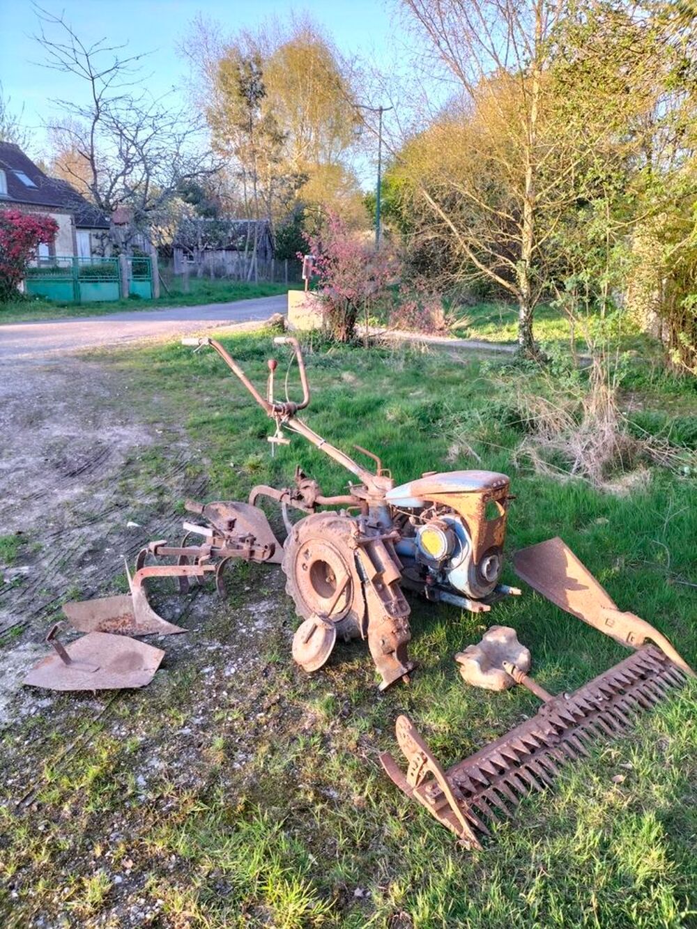 Motoculteur STAUB PPX avec &eacute;quipement culture et fauchage Jardin