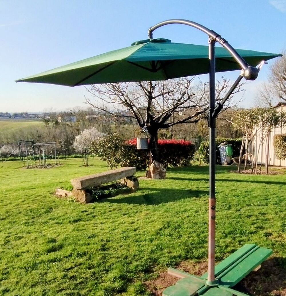 Parasol d&eacute;port&eacute; toile verte Jardin