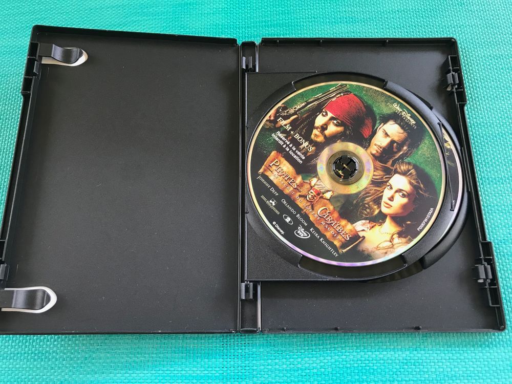 DVD Pirates des Cara&iuml;bes : Le Secret du coffre maudit DVD et blu-ray