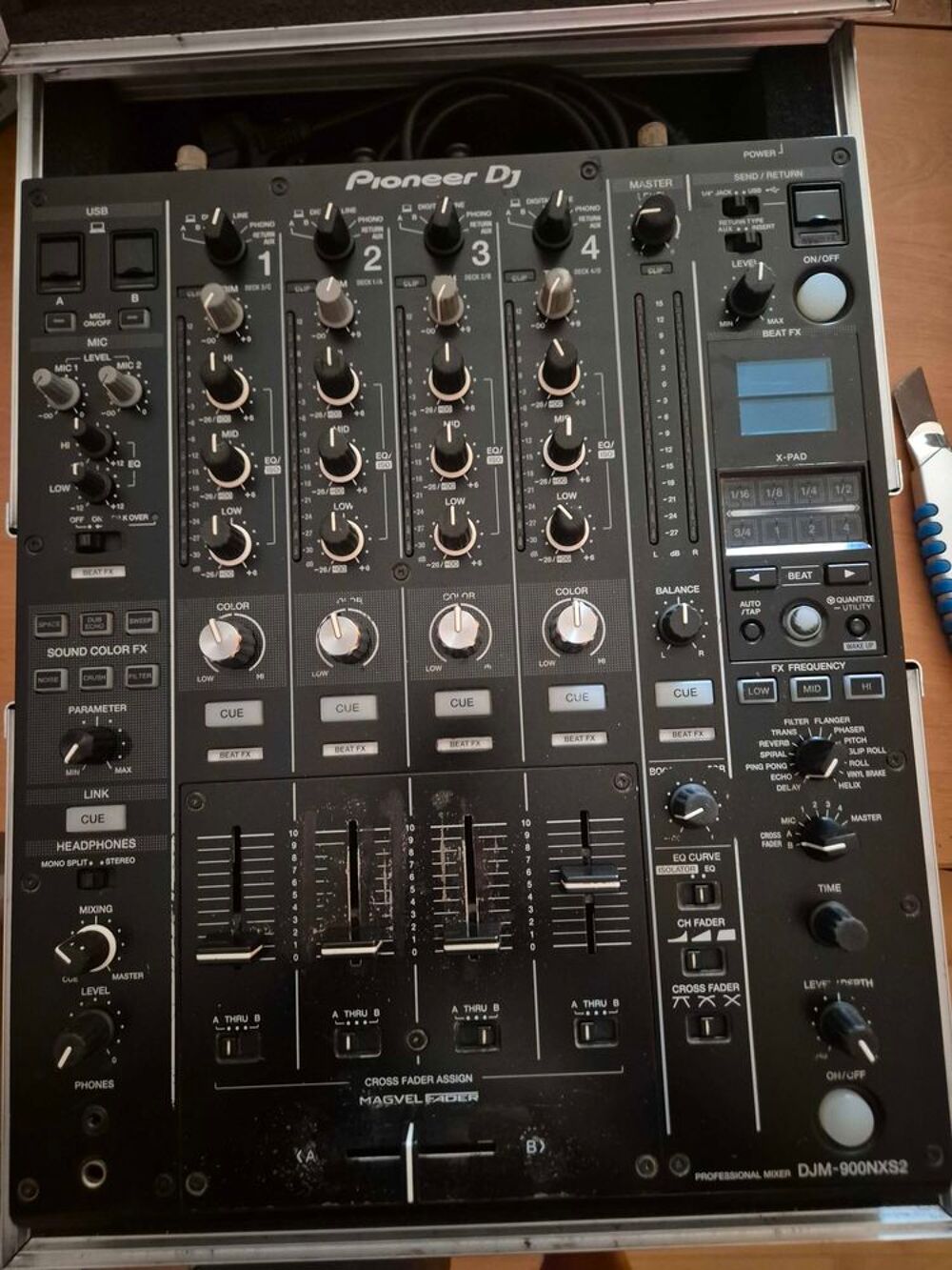 table de mixage Pioneer DJ DJM-900 Audio et hifi