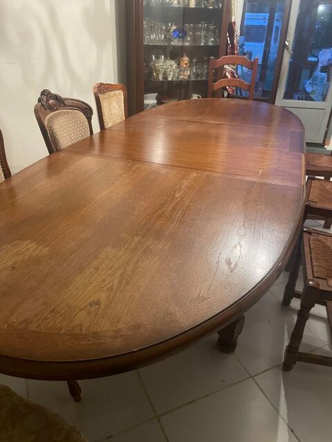 Table en ch�ne massif 400 Fouju (77)