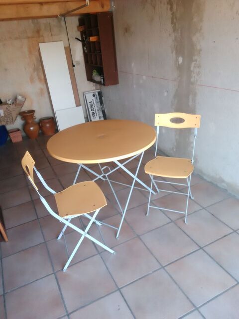 table de jardin 50 Frjus (83)