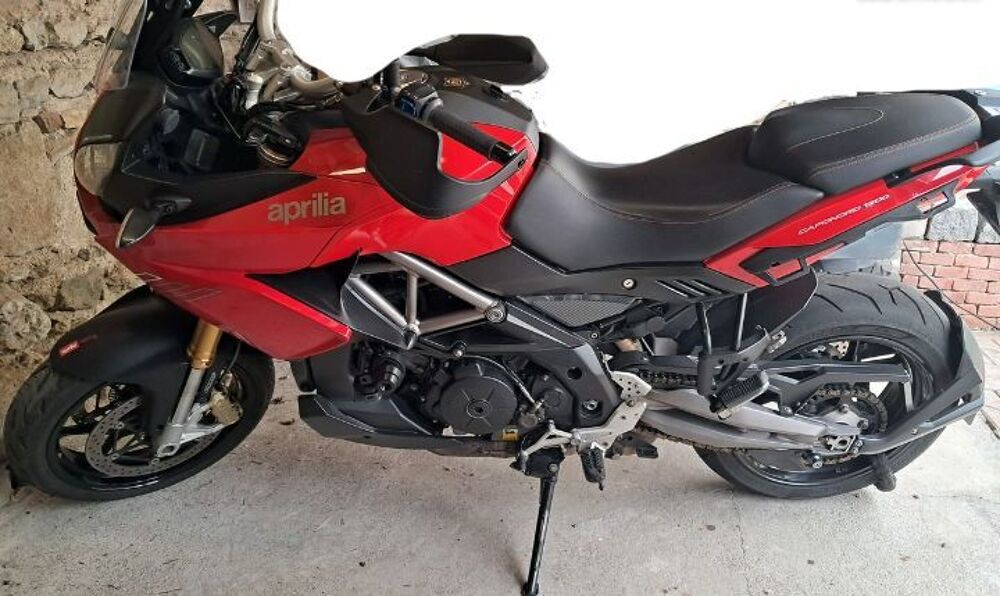 APRILIA 2014 occasion 63200 Cellule