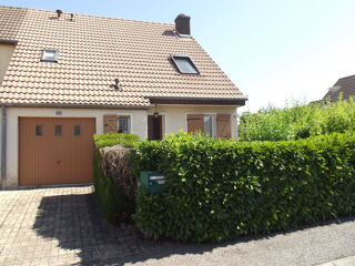  Maison  vendre 5 pices 95 m Cluny