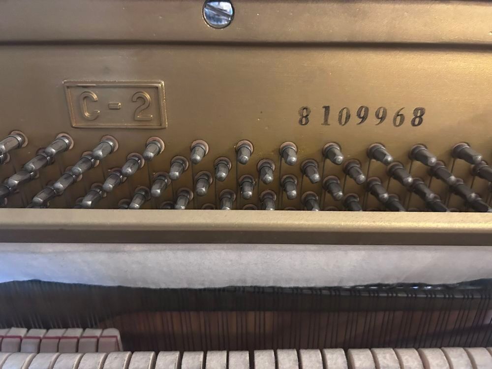 ? Piano droit Choiseul C-2 ? &Eacute;l&eacute;gance fran&ccedil;aise Instruments de musique