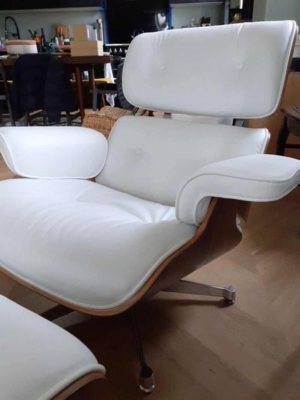 Fauteuil Relax Ottoman Cuir Blanc Noyer Eames Salon Meubles