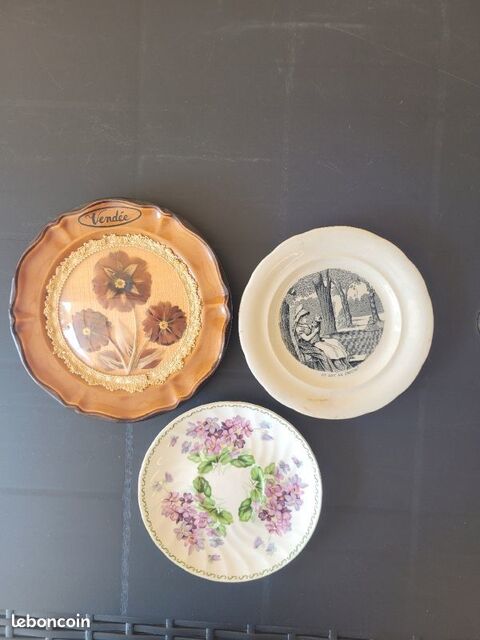 Lot 3 assiettes d�coration 4 Bar-sur-Seine (10)