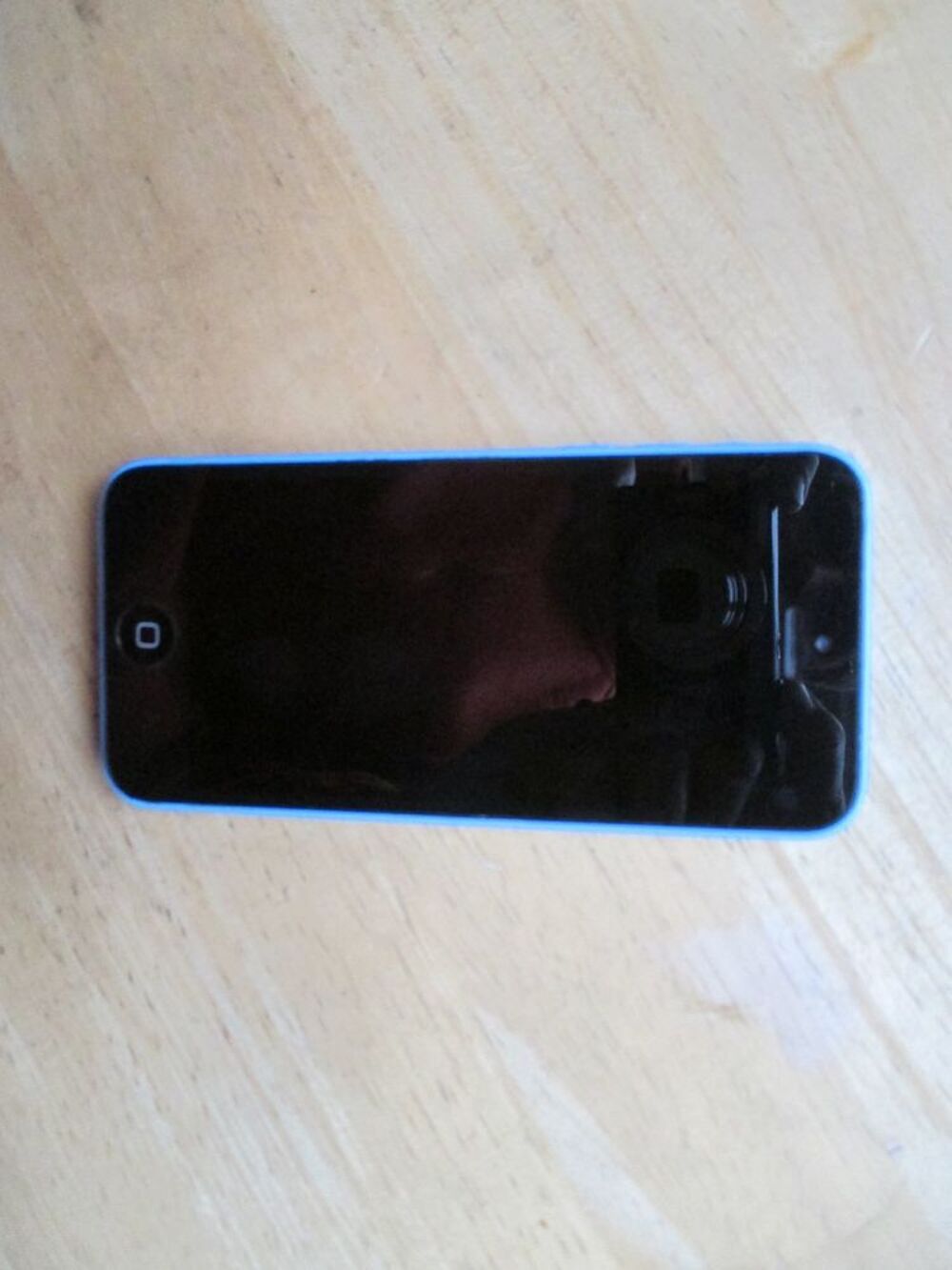 Iphone 5 model a1529 bleu Tlphones et tablettes