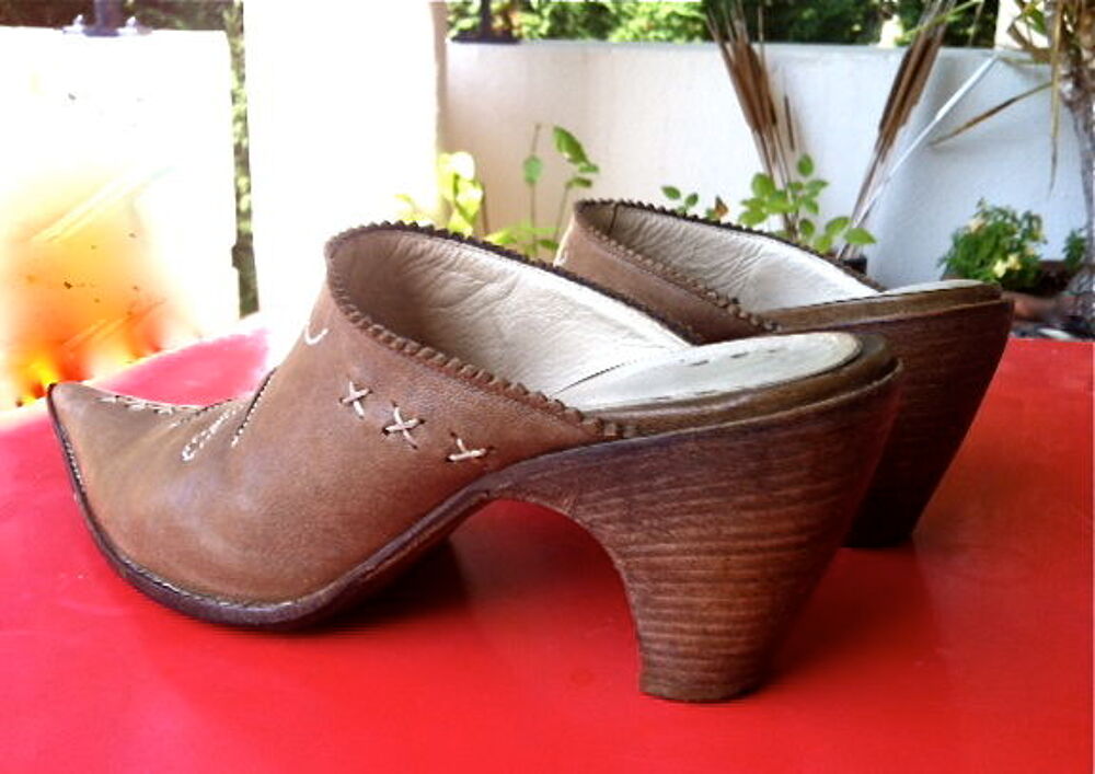Chaussures cuir mules Santiags T. 39-40 Chaussures