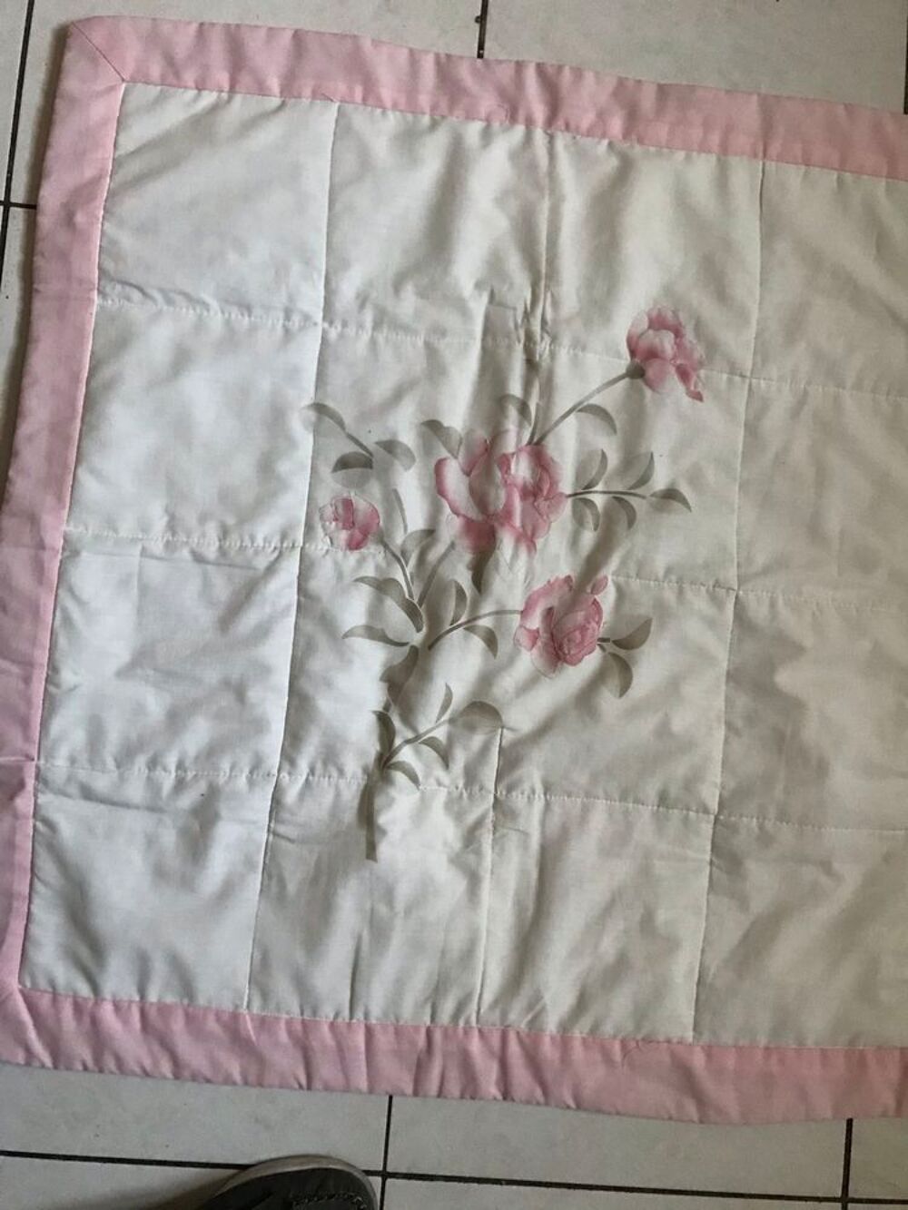 Housse Oreiller ou Coussins "rose surpiqu&eacute;e tour rose Cuisine