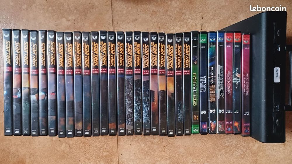 DVD Scully et Mulder. Files et Sar Trek DVD et blu-ray