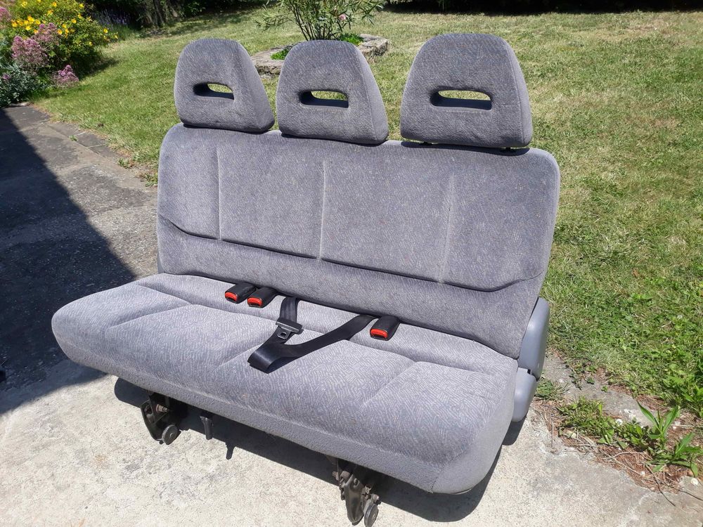 Si&egrave;ges de Chrysler Voyager en tissu gris avec accoudoirs Sports