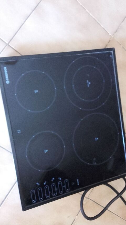 Plaque � induction Rosi�re
250 Sept�mes-les-Vallons (13)