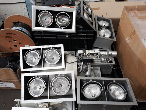 spot+allog�ne+de+magasin+tr�s+dissigne+simple+et+double+100w 10 Villeurbanne (69)