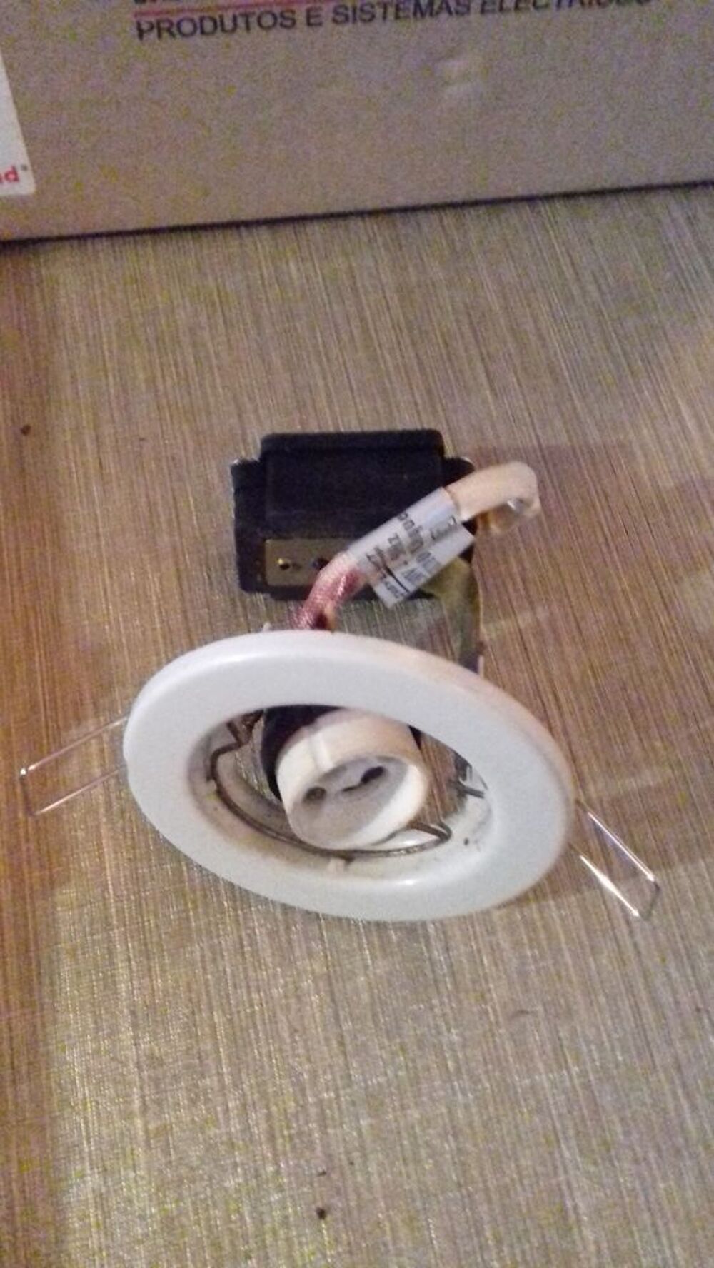 Spots, &Oslash;80, 220 Volts Décoration