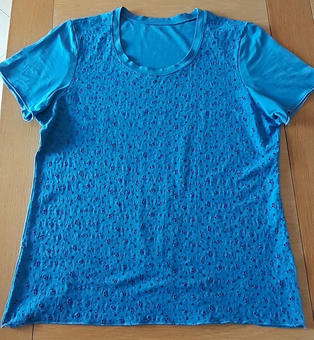 T-shirt bleu p&eacute;trole Vêtements