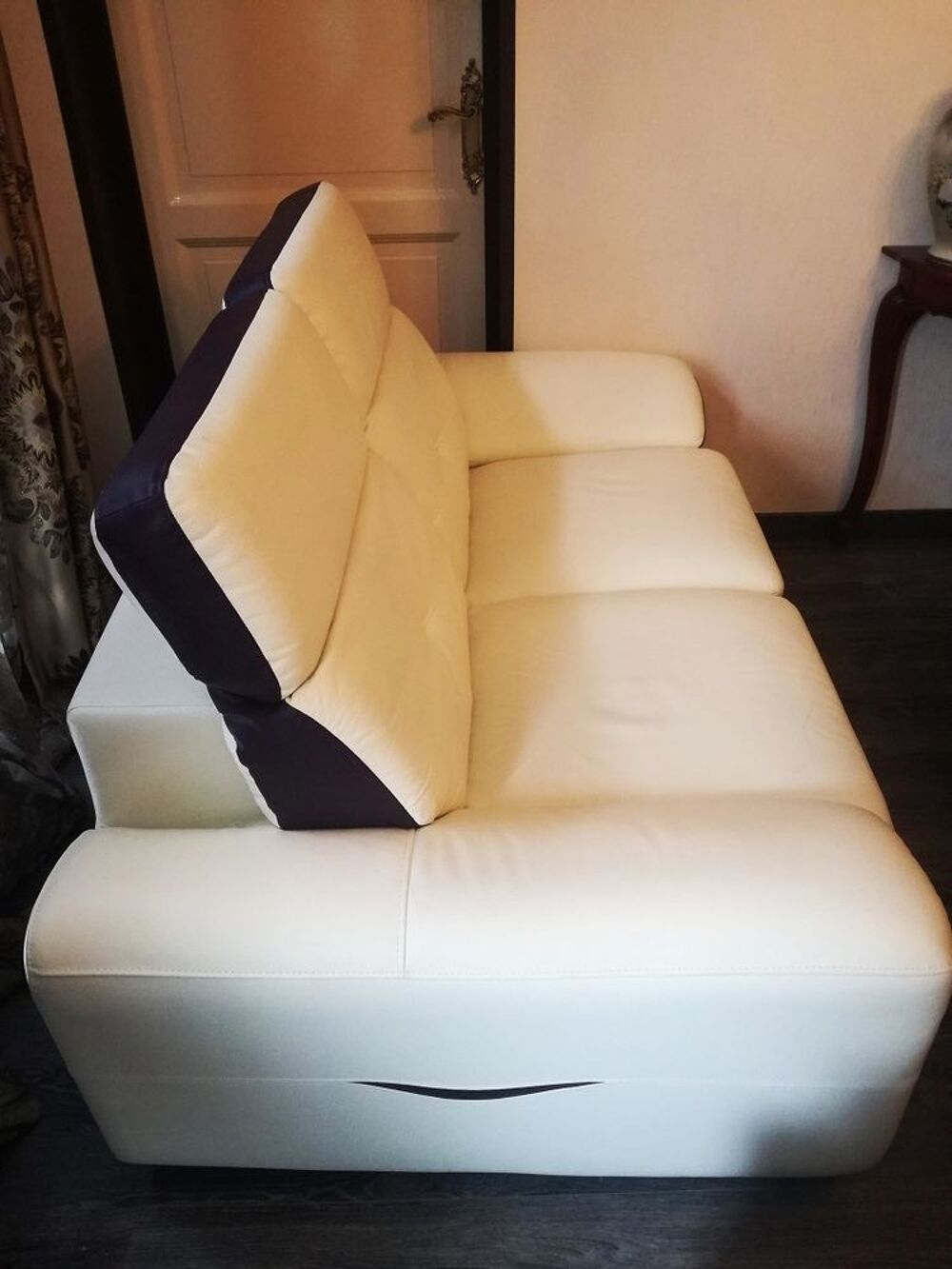 Lot de 2 canap&eacute;s cuir Meubles