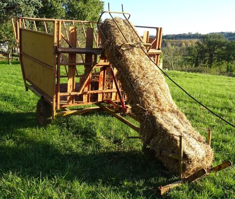 groupeur de balles moyennes densits 82270 Montpezat-de-quercy