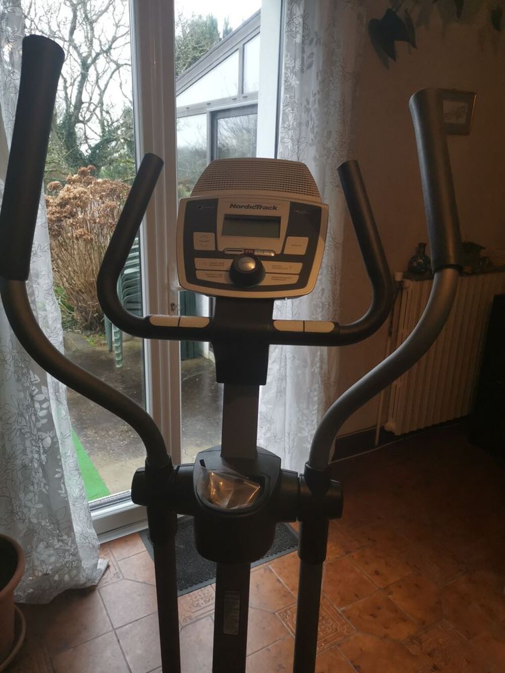 Velo elliptique nordictrack e 4.1 clearance
