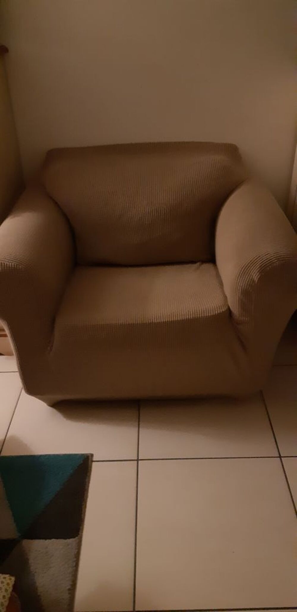 Fauteuil tr&egrave;s confortable Meubles