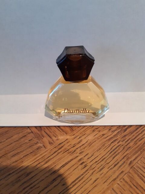 parfum miniature 4 Compigne (60)