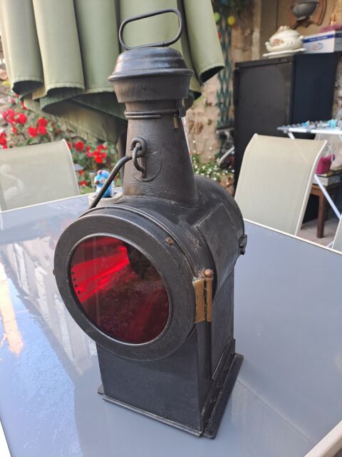 lanterne locomotive 550 Montceaux-l�s-Provins (77)