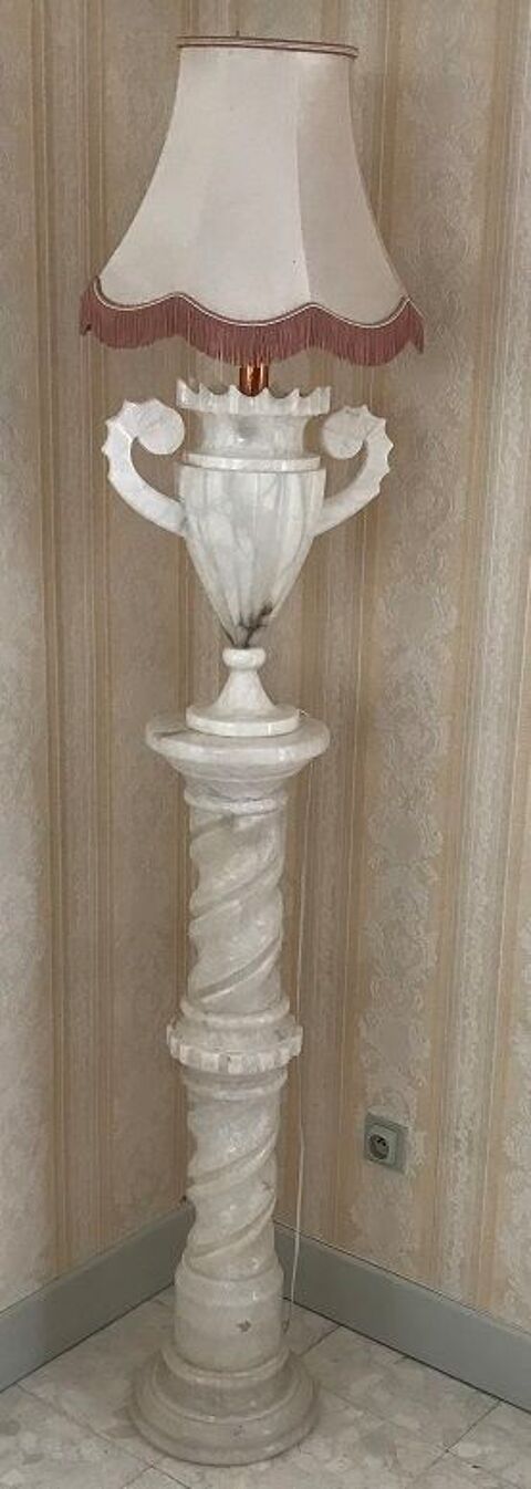 Colonne en onyx avec sa lampe 50 Rosny-sous-Bois (93)