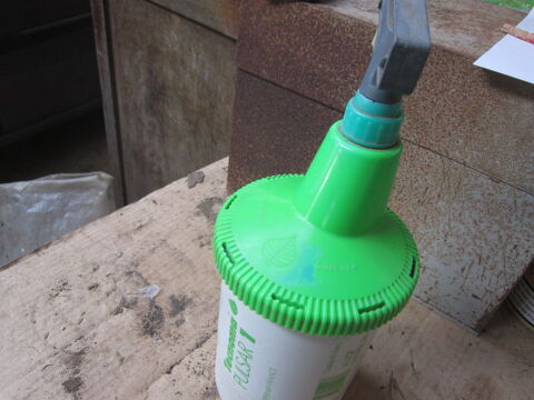 PULVERISATEUR 4 Auray (56)