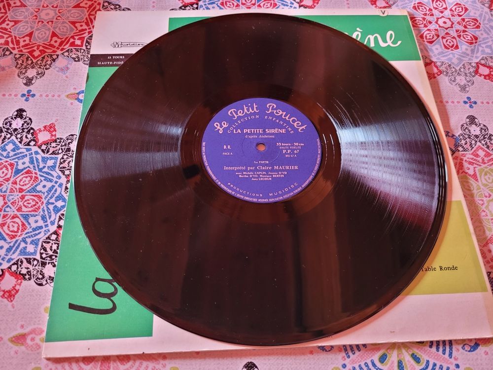 Vinyle 33 tours. La petite Sir&egrave;ne. Denise CHABOT. 