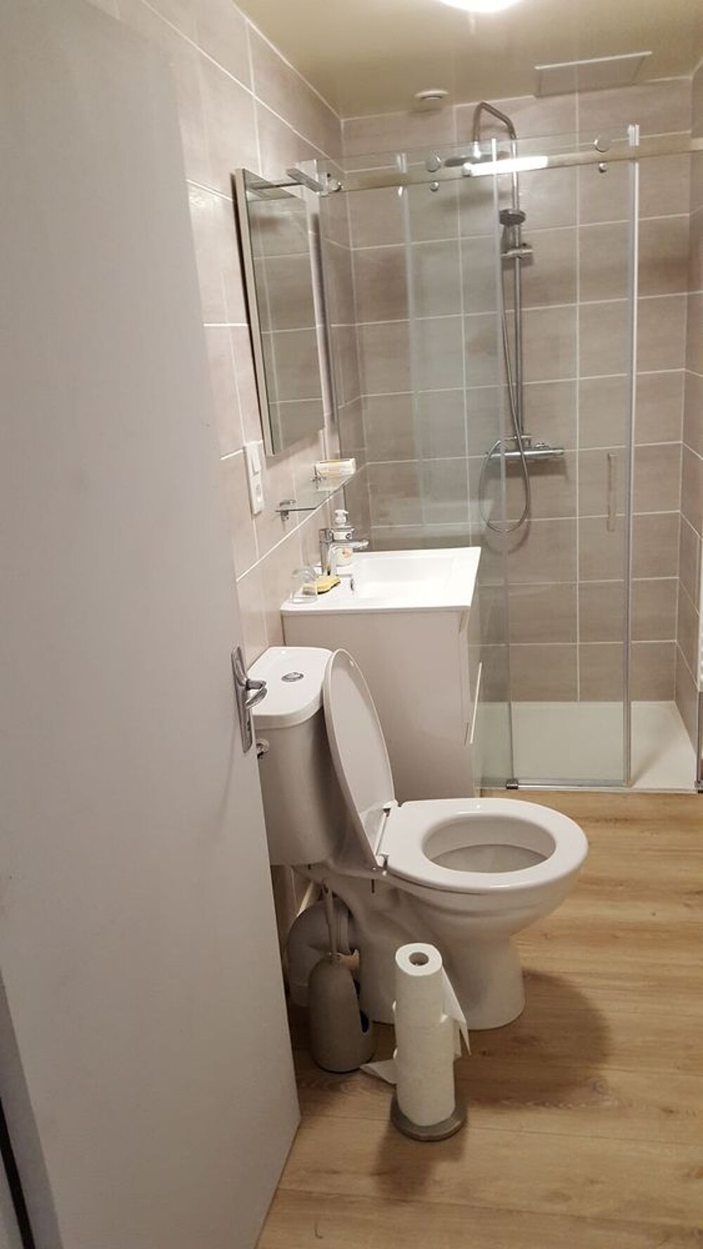   appartement meublé indépendant 35 m² .80 EUROS LA NUIT. Aquitaine, Saint-Palais (64120)