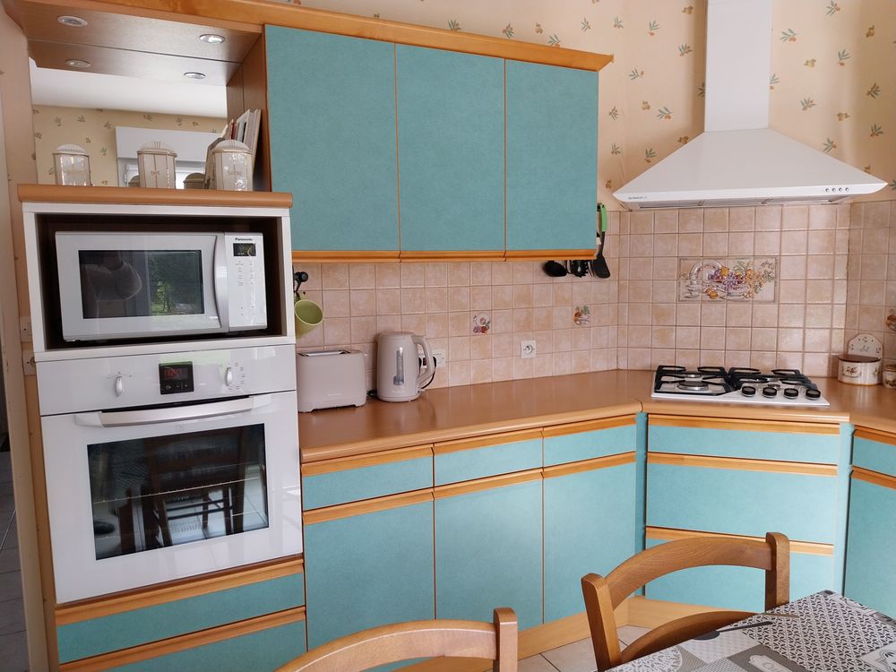 Cuisine am&eacute;nag&eacute;e Meubles