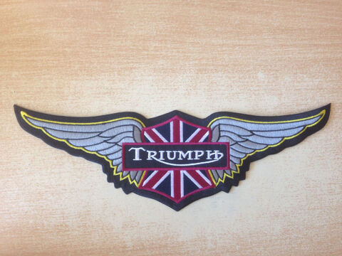 
écusson brodé biker xl triumph 29,5x9,5 cm
12 Carnon Plage (34)