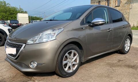 Peugeot 208 1.2 PTEC