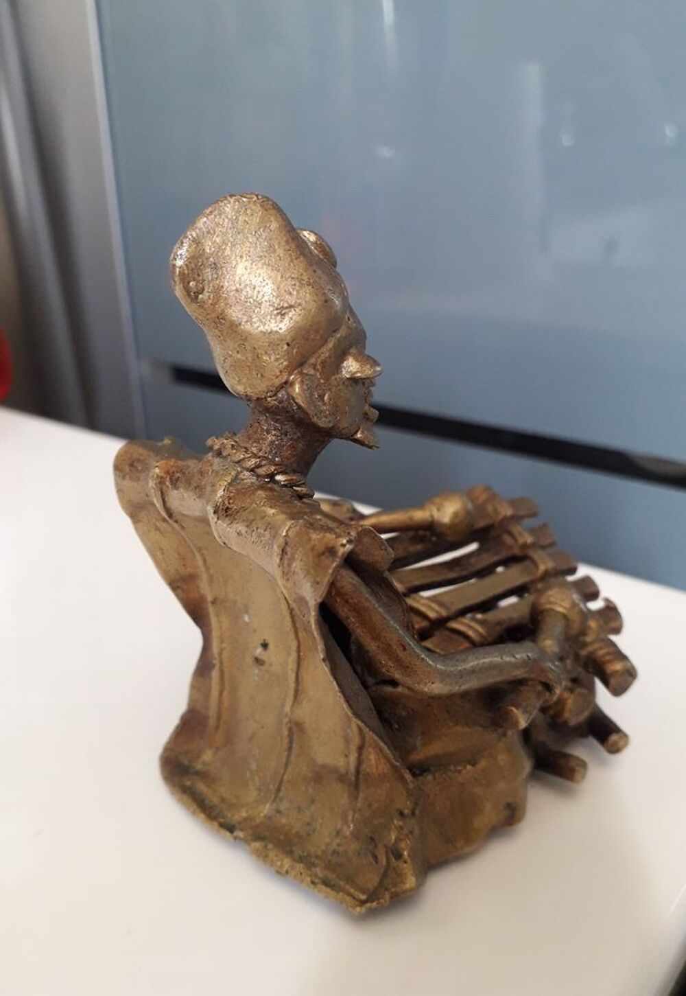 Vintage statuette Africaine en bronze : musicien Décoration
