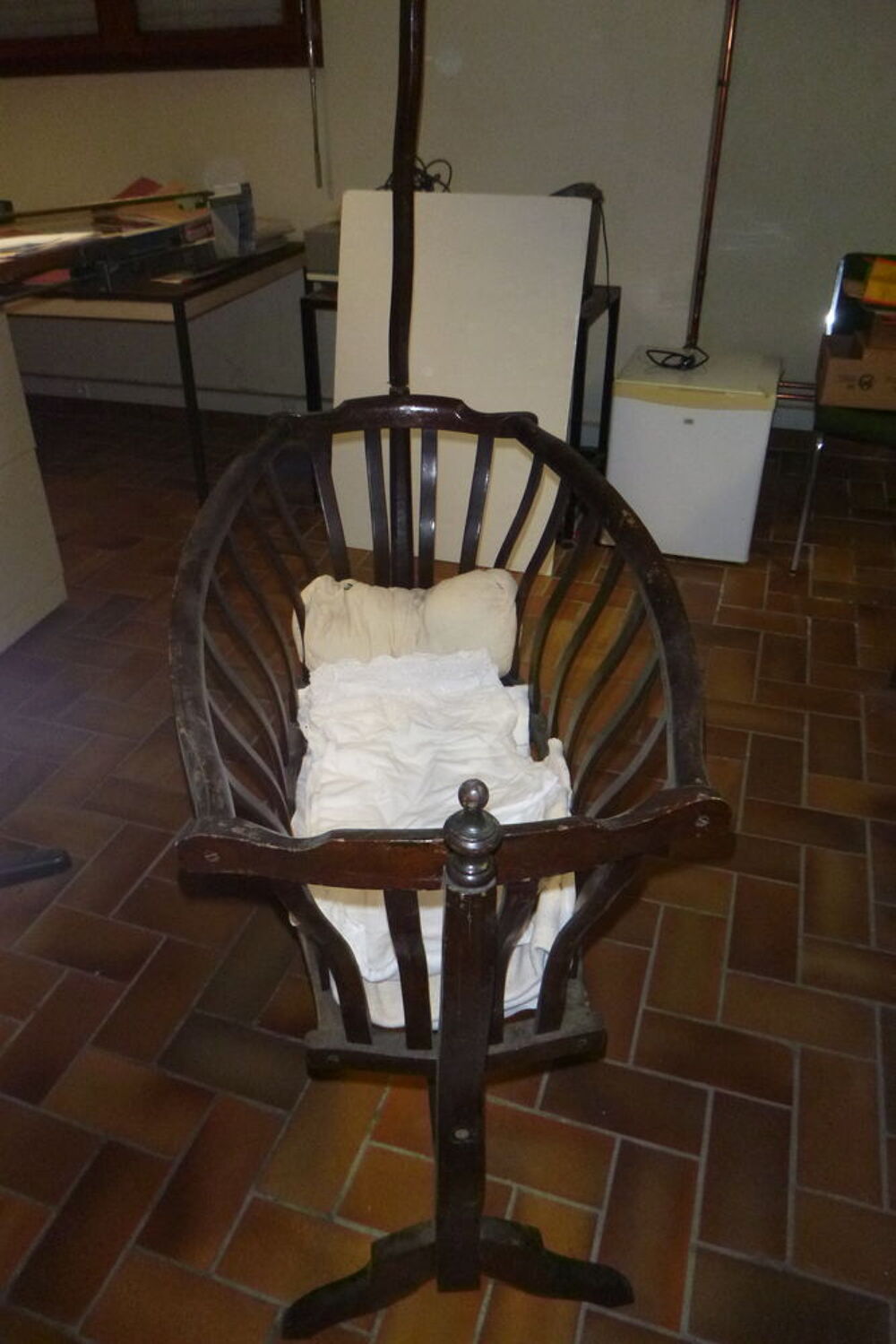 ANCIEN BERCEAU ENFANT Mobilier enfants