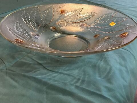 Coupe à fruits en verre moulé à décor de feuilles 11 Strasbourg (67)