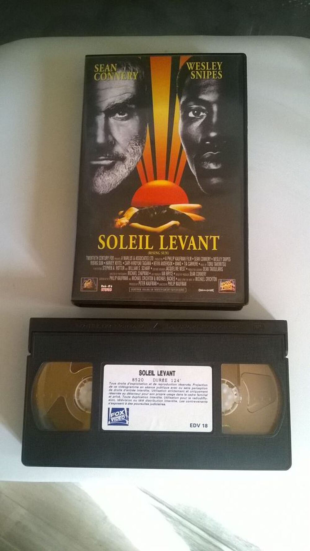 Cassette VHS 
Soleil Levant
1993
Avec Sean Connery et Wes DVD et blu-ray