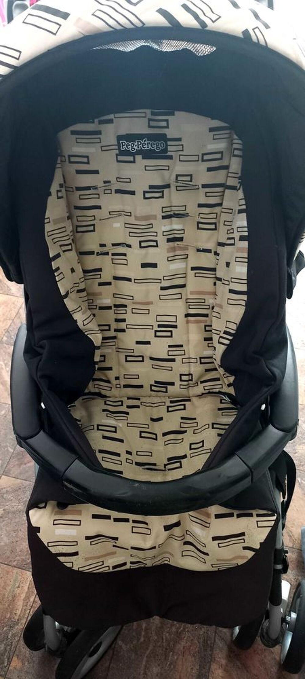 vendre poussette marque Peg perego. bonne &eacute;tat Puriculture