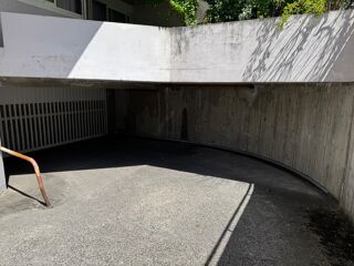  Parking / Garage à louer 14 m²