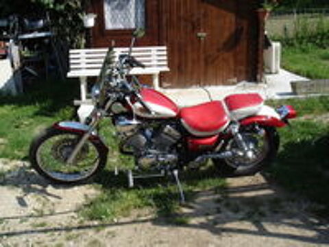 YAMAHA  occasion 01300 Arbignieu