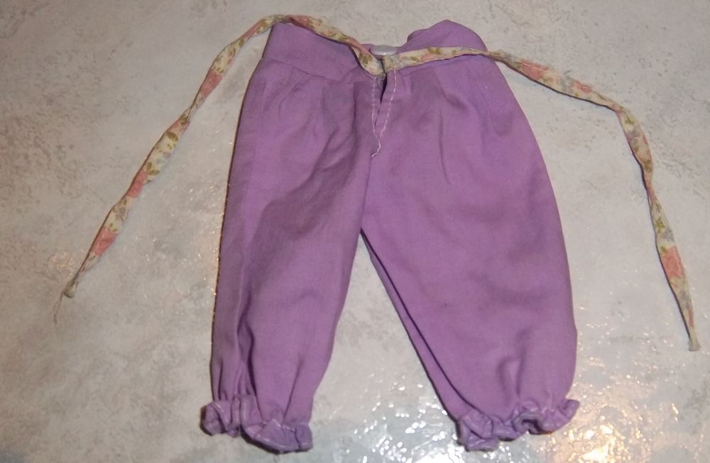Pantacourt mauve poup&eacute;e 40 cm Jeux / jouets