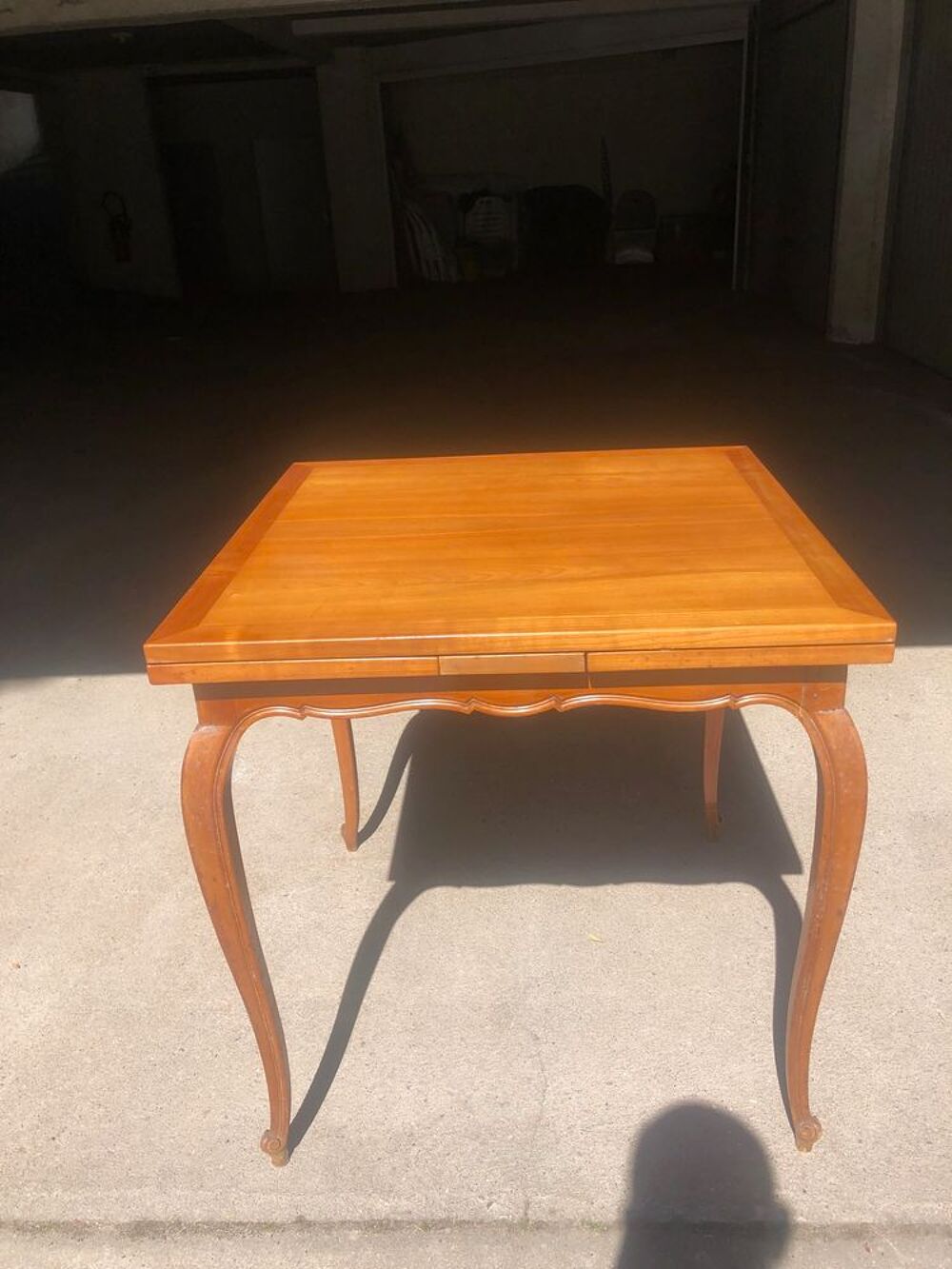 Table en merisier avec deux rallonges Meubles
