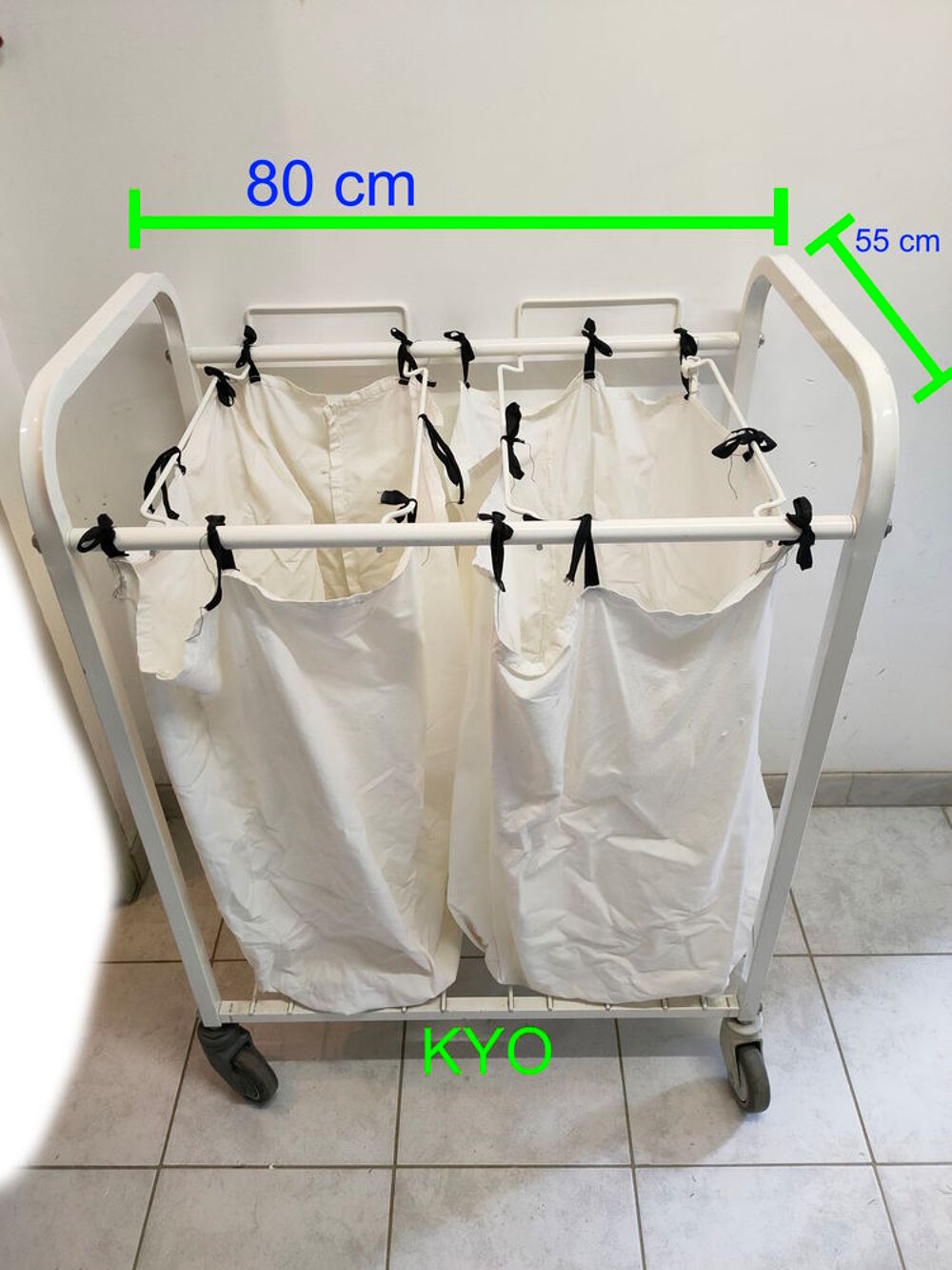 Chariot porte-sac panier linge blanc m&eacute;tal roulettes Meubles