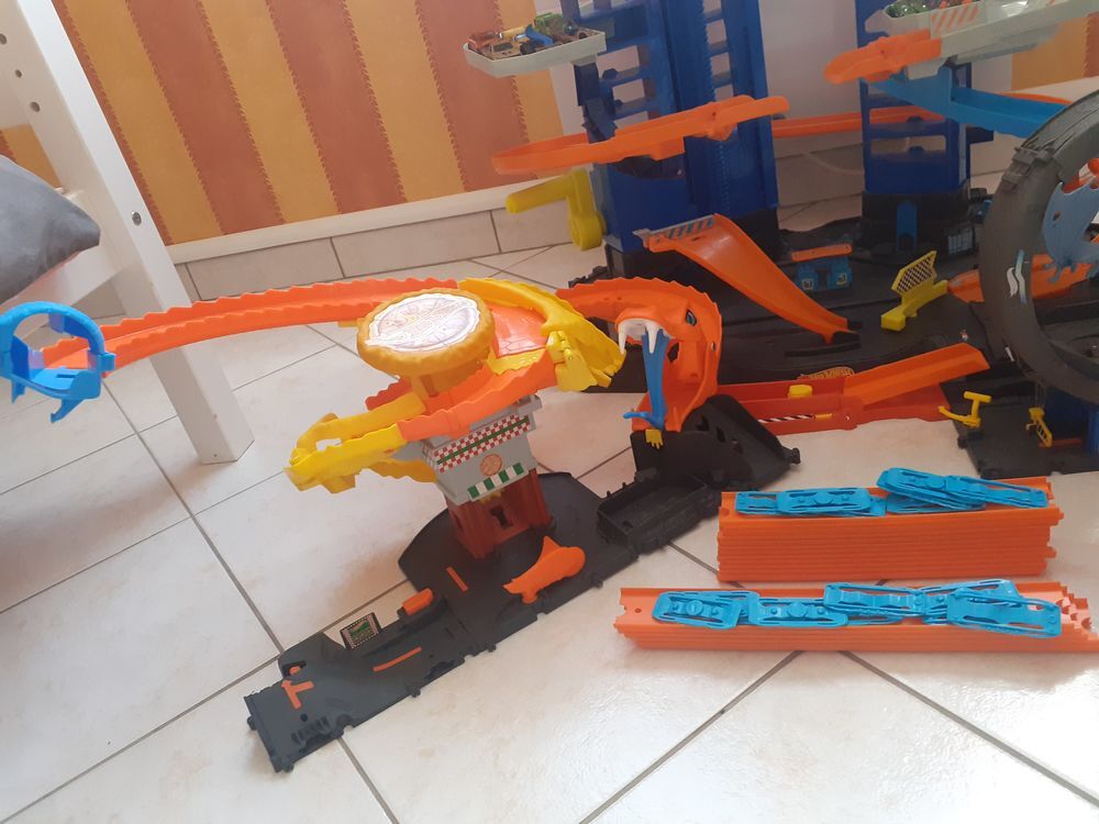 Lot de jouets Hotweels Jeux / jouets